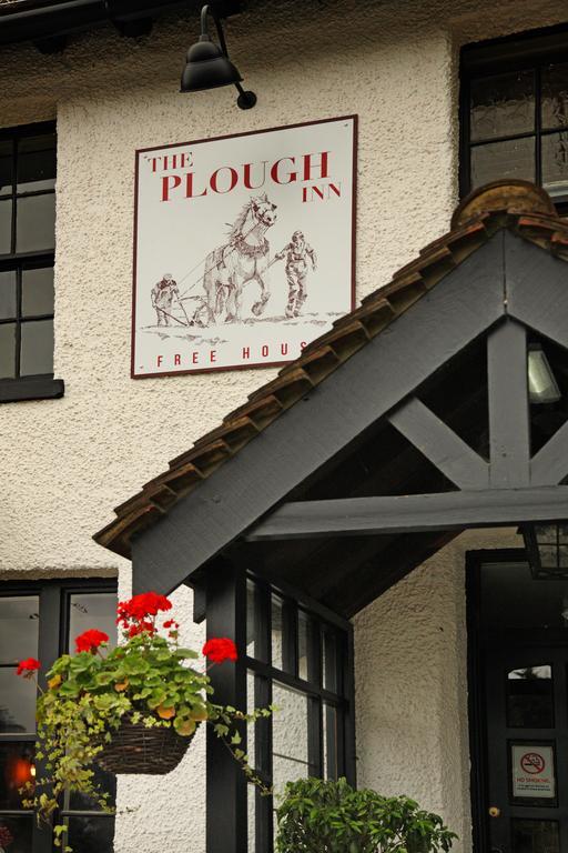 The Plough Inn Dorking Exterior foto